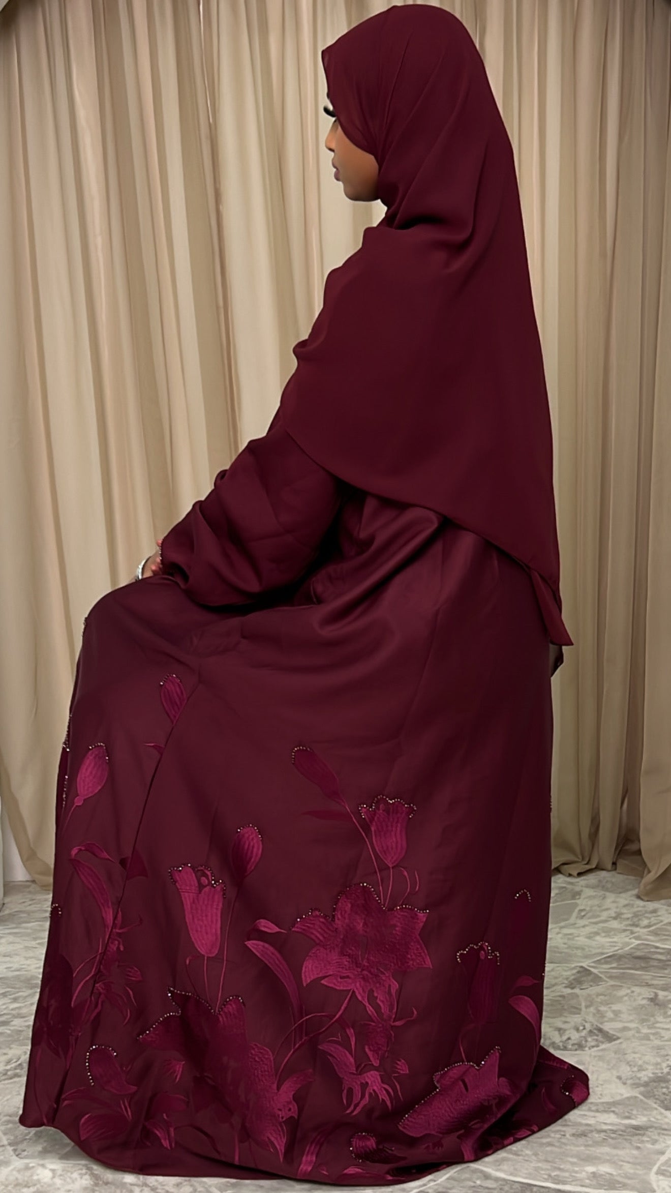 Maroon bloom Abaya