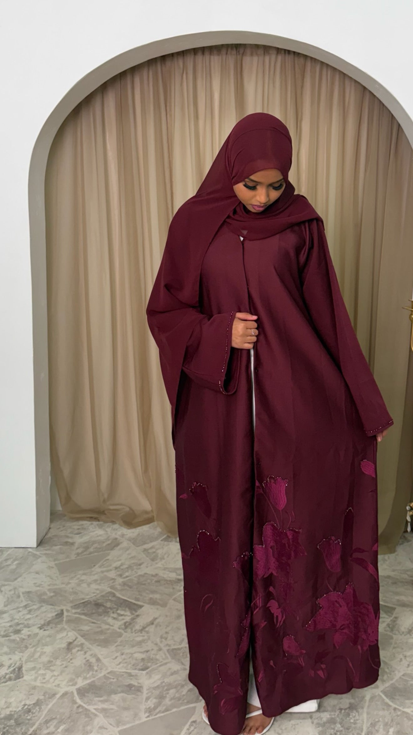 Maroon bloom Abaya